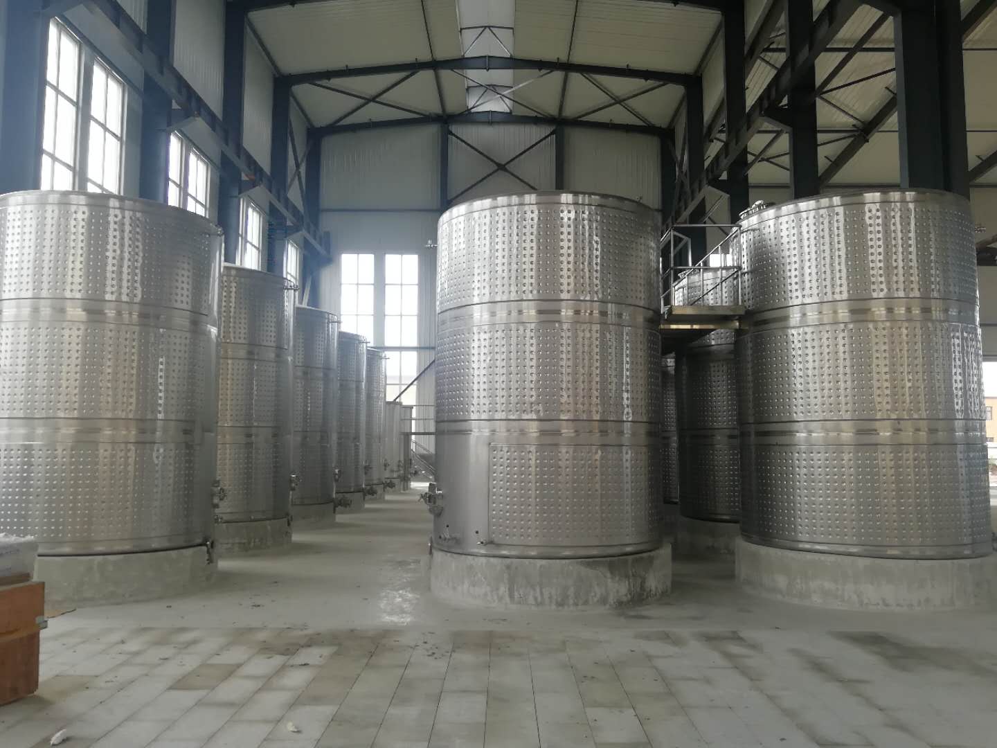 不锈钢白酒储酒罐
