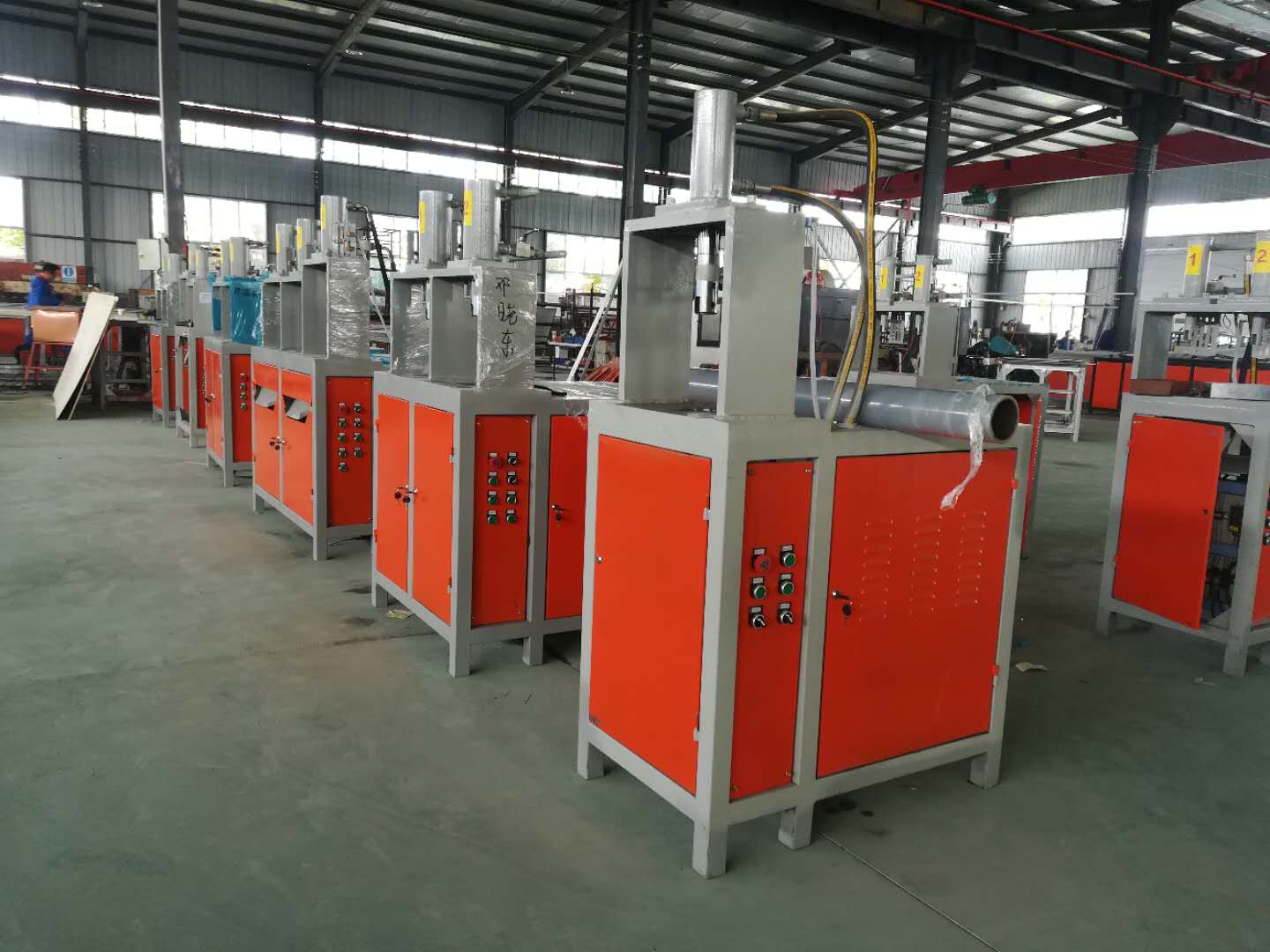 不锈钢管冲孔机